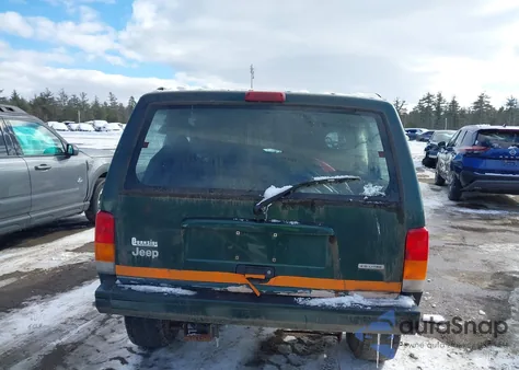 2000 Jeep Cherokee Sport z USA, uszkodzony, nr VIN 1J4FF48S5YL136294